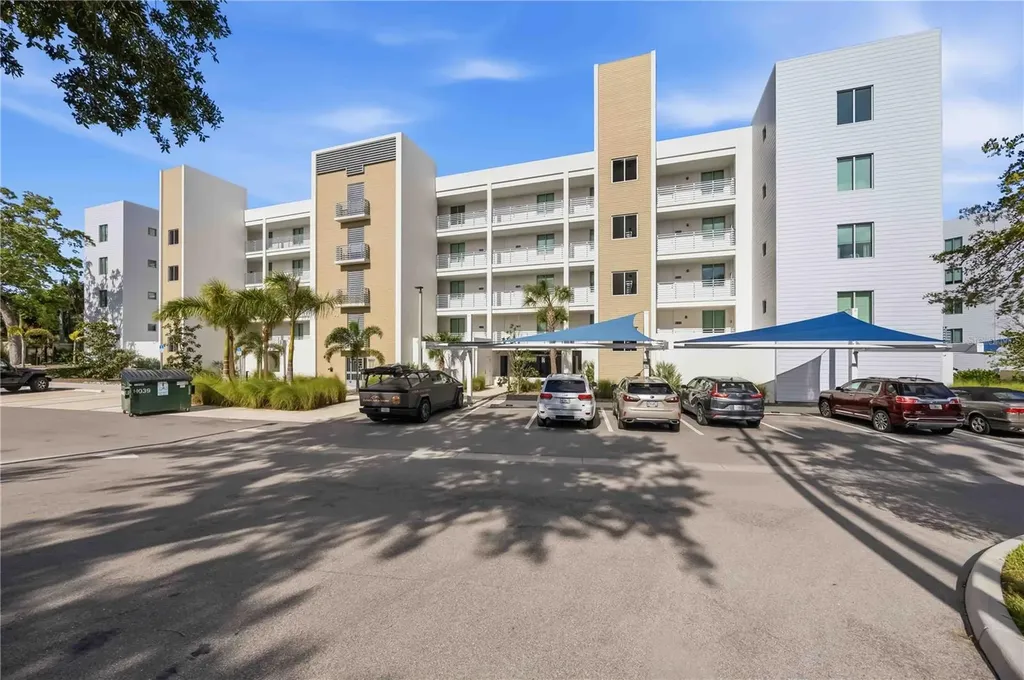 1703 N Tamiami Trail Sarasota FL 34234