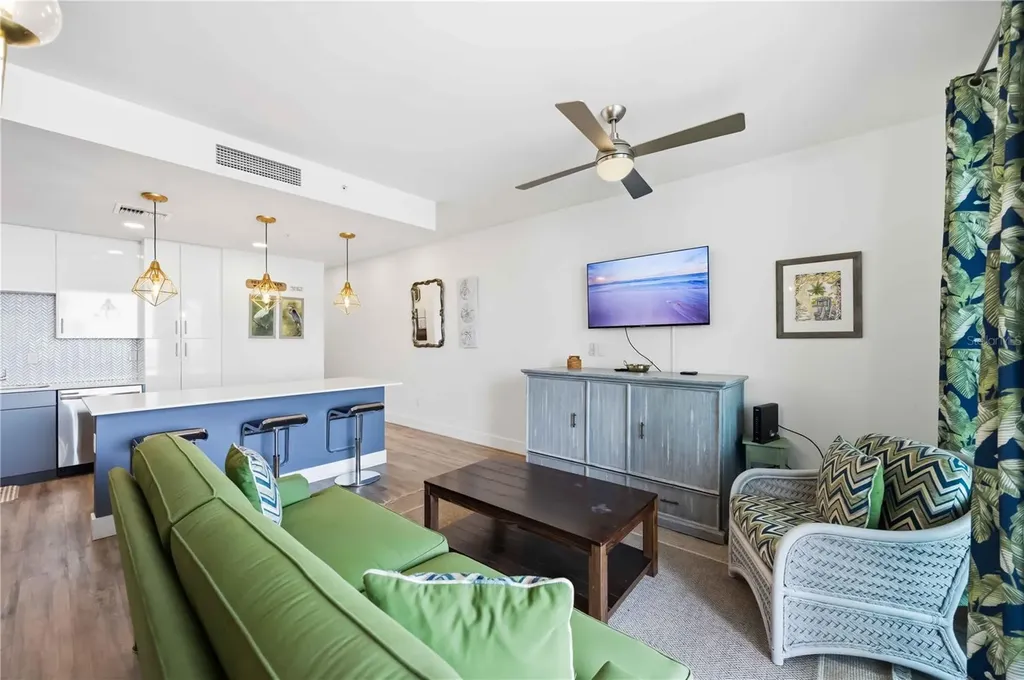 1703 N Tamiami Trail Sarasota FL 34234