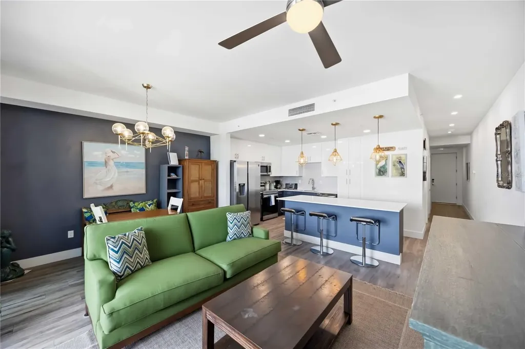 1703 N Tamiami Trail Sarasota FL 34234