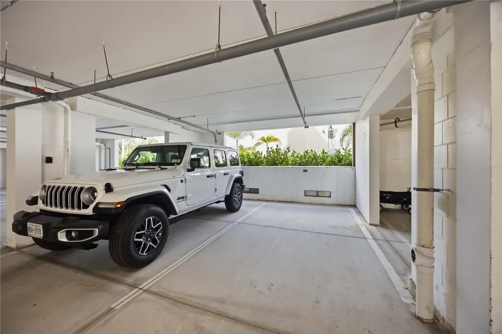 1703 N Tamiami Trail Sarasota FL 34234