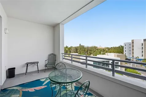 1703 N Tamiami Trail Sarasota FL 34234