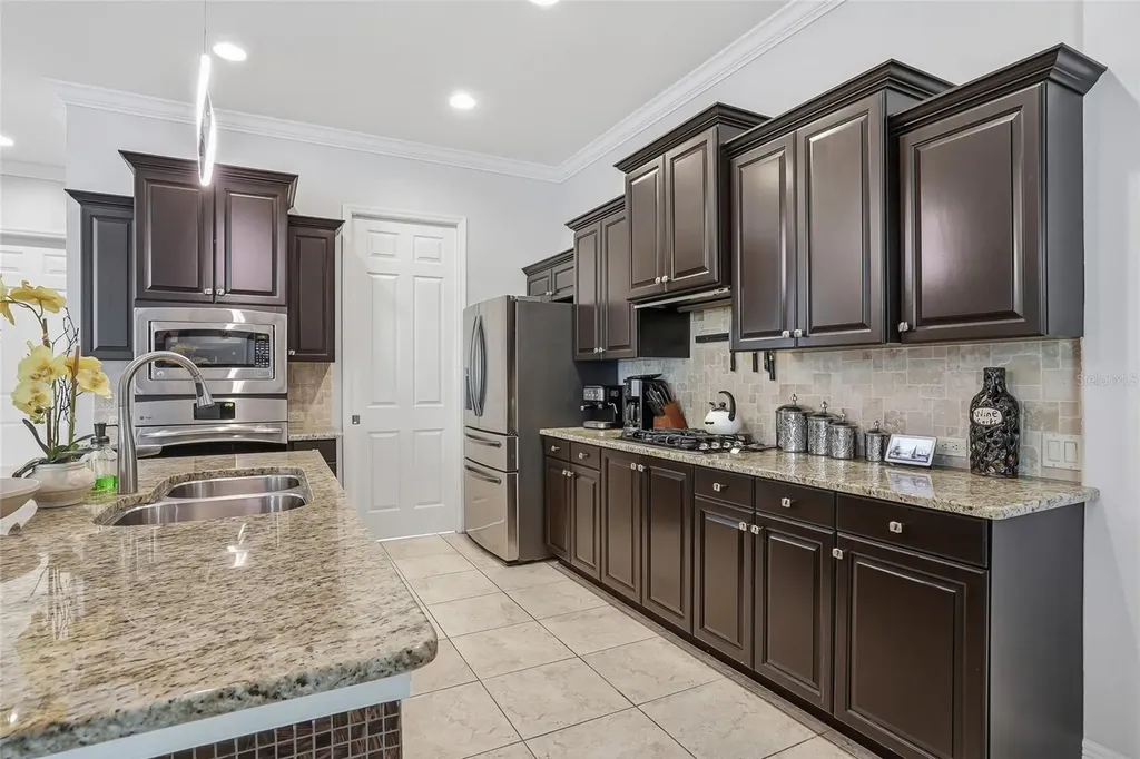7101 Hatpin Loop Wesley Chapel FL 33545