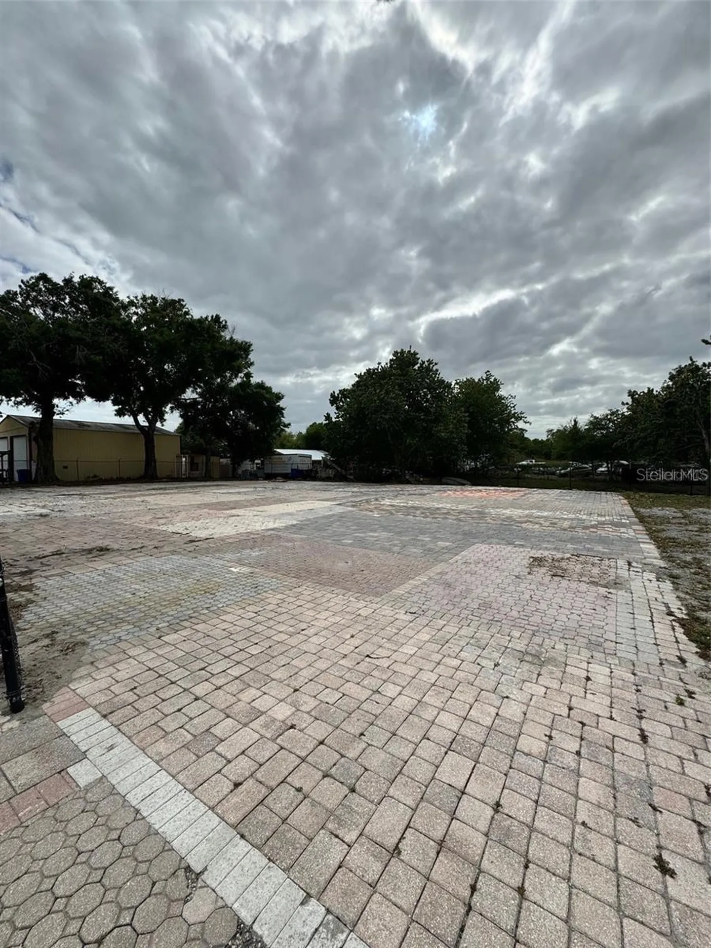 580 Fairvilla Road Orlando FL 32808