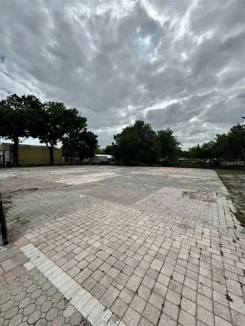 580 Fairvilla Road Orlando FL 32808