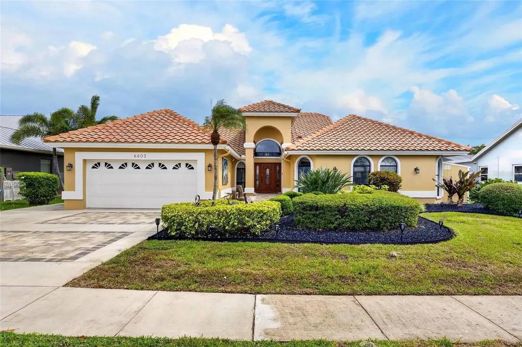 6603 Blackfin Way Apollo Beach FL 33572