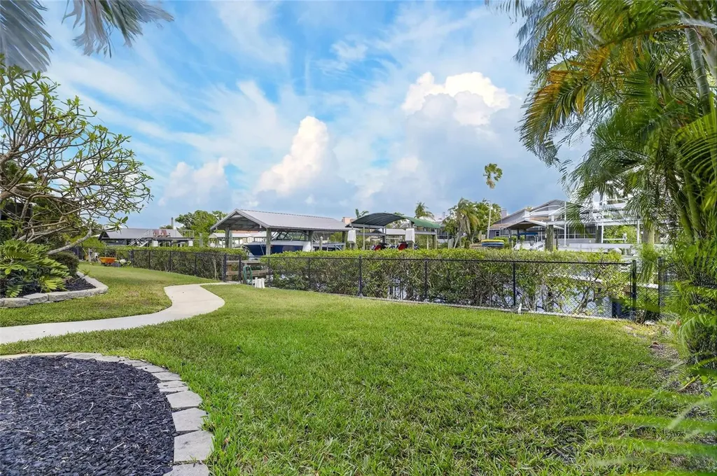 6603 Blackfin Way Apollo Beach FL 33572
