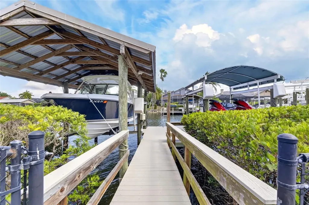 6603 Blackfin Way Apollo Beach FL 33572