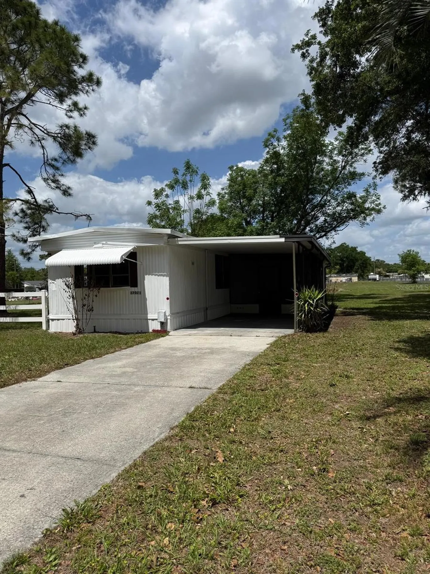 37021 Pauls Drive Zephyrhills FL 33541