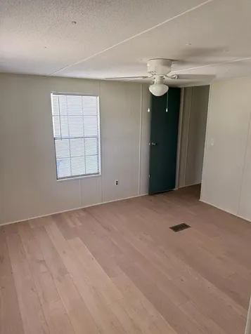37021 Pauls Drive Zephyrhills FL 33541