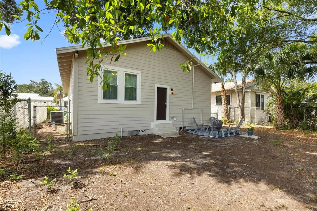 1917 W Lemon Street Tampa FL 33606