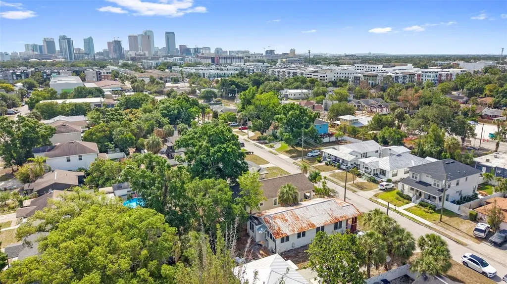 1917 W Lemon Street Tampa FL 33606