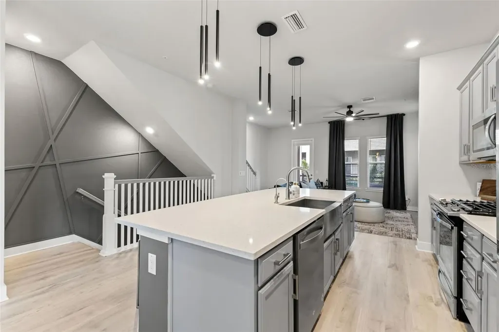 2511 N Grady Avenue Tampa FL 33607