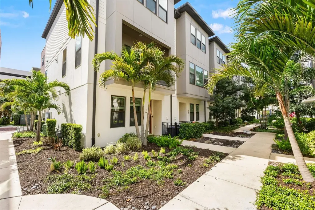 2511 N Grady Avenue Tampa FL 33607