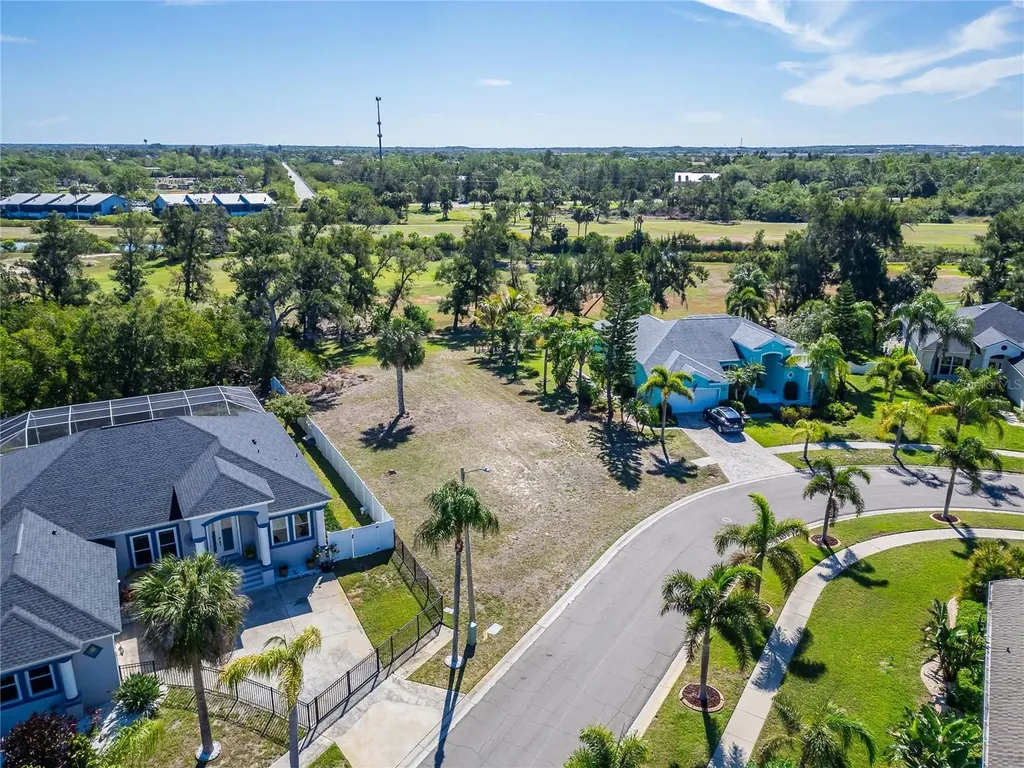806 Greenview Drive Apollo Beach FL 33572