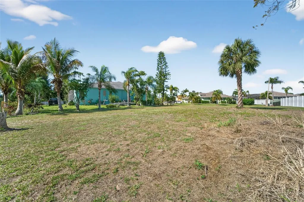 806 Greenview Drive Apollo Beach FL 33572