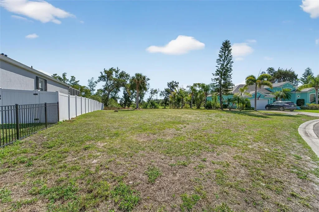 806 Greenview Drive Apollo Beach FL 33572