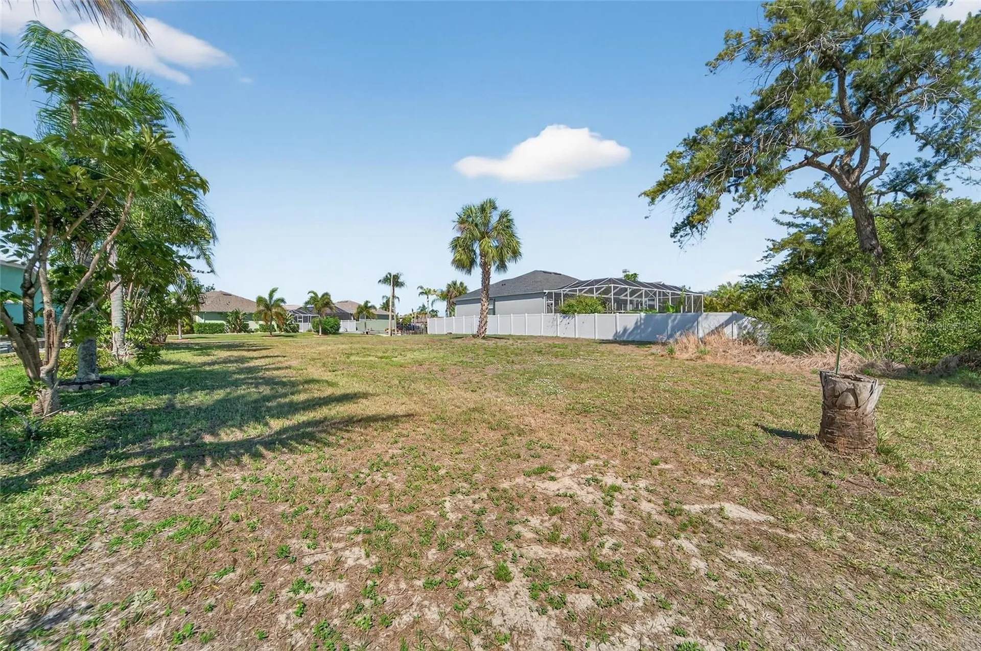 806 Greenview Drive Apollo Beach FL 33572