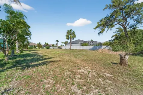806 Greenview Drive Apollo Beach FL 33572