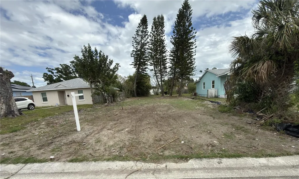 1334 30th Street S St Petersburg FL 33712
