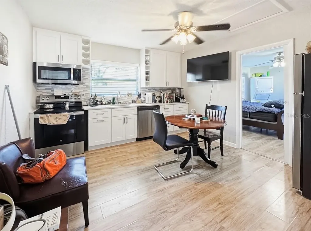 5127 Caesar Way S St Petersburg FL 33712