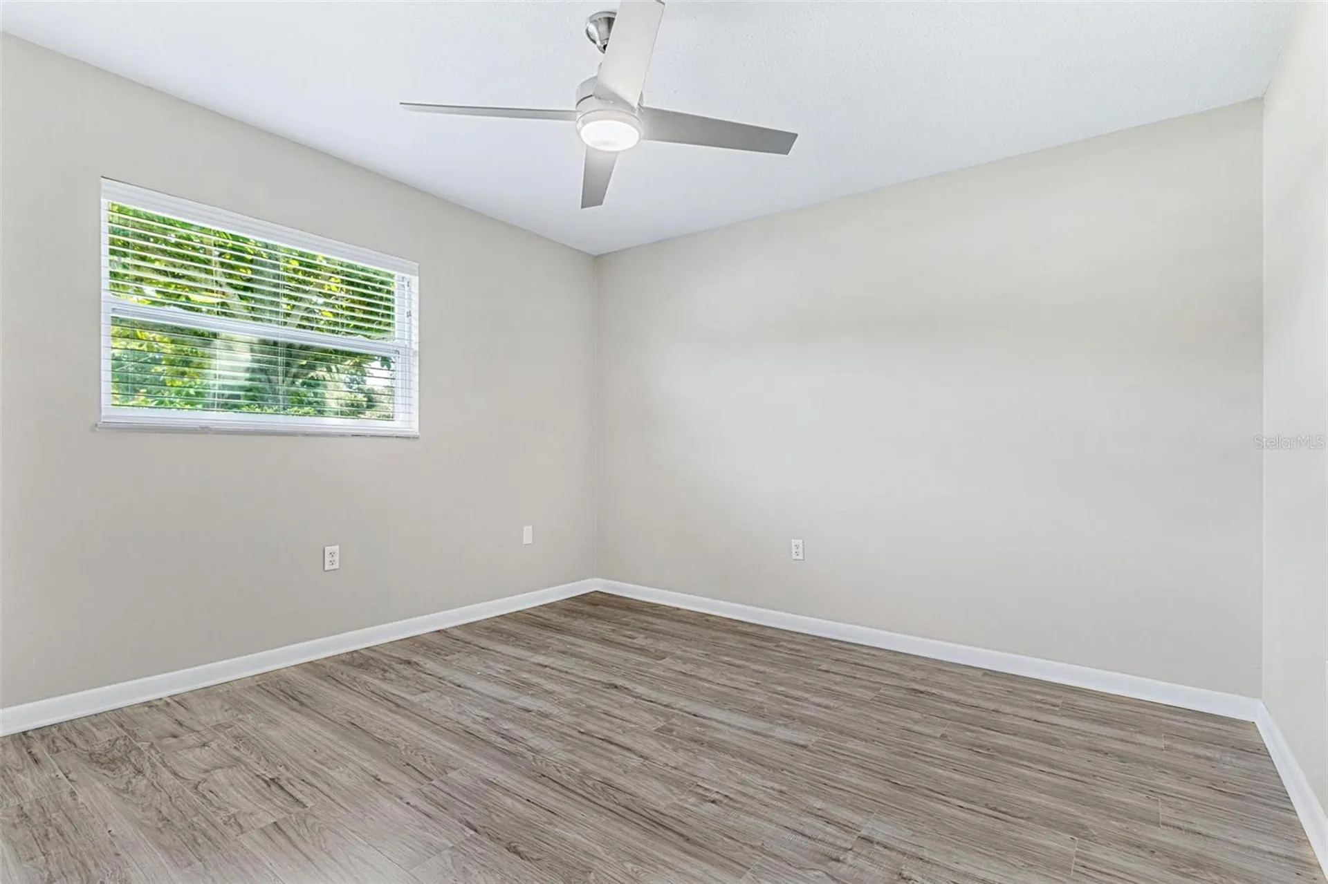 5127 Caesar Way S St Petersburg FL 33712