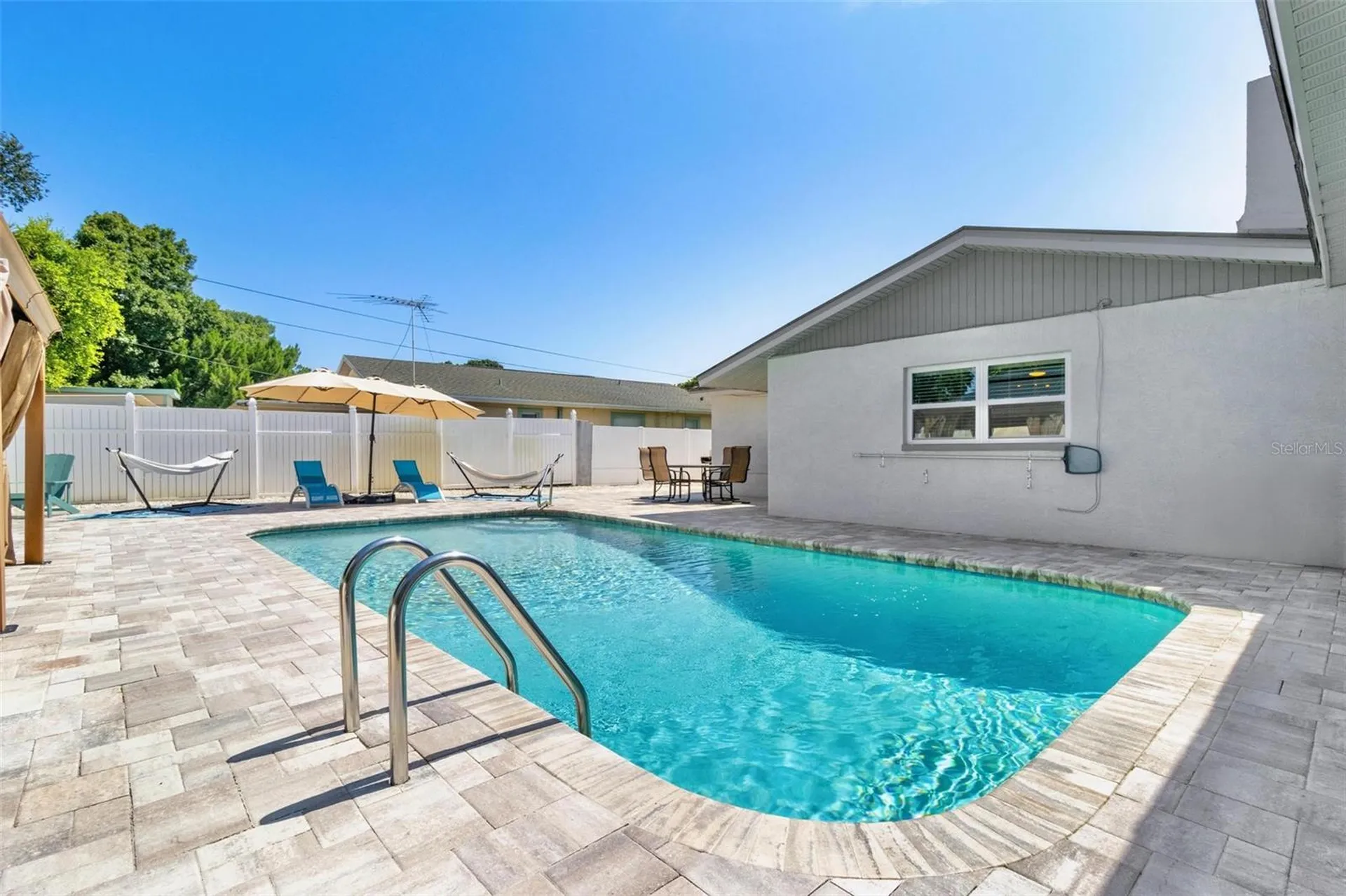 5127 Caesar Way S St Petersburg FL 33712