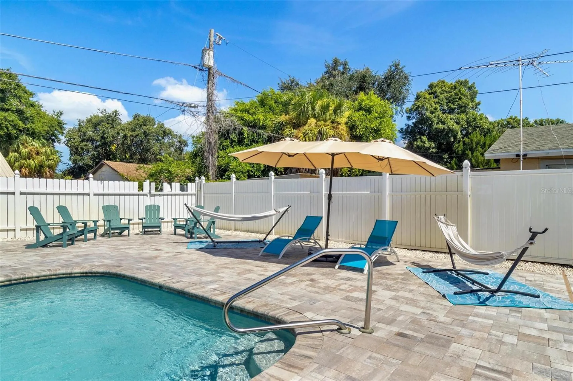 5127 Caesar Way S St Petersburg FL 33712