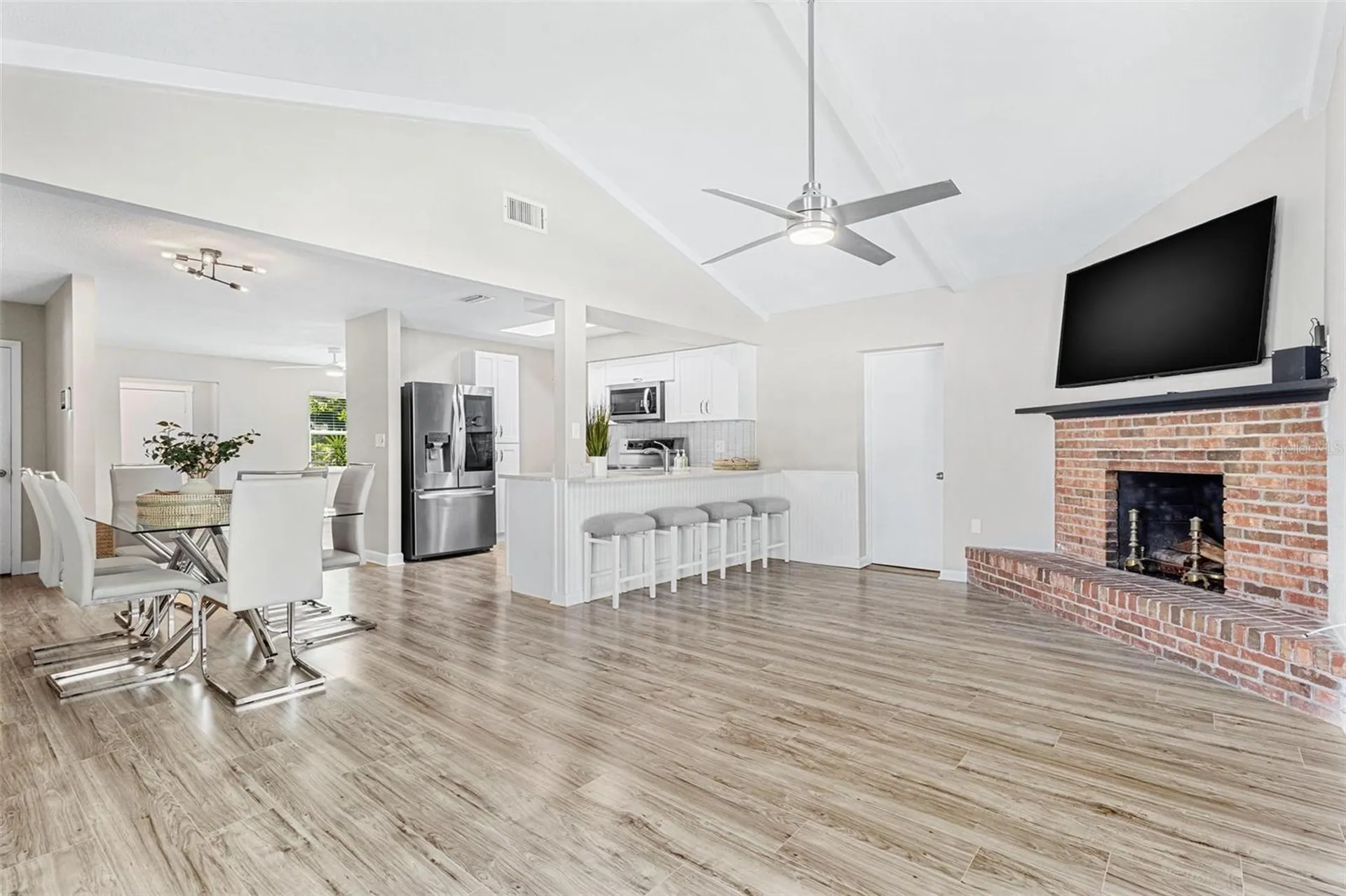 5127 Caesar Way S St Petersburg FL 33712
