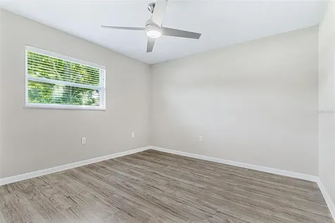 5127 Caesar Way S St Petersburg FL 33712