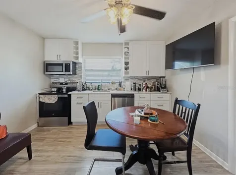 5127 Caesar Way S St Petersburg FL 33712