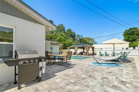 5127 Caesar Way S St Petersburg FL 33712