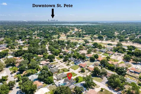 5127 Caesar Way S St Petersburg FL 33712