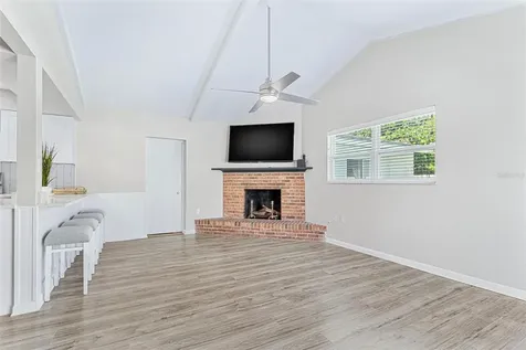 5127 Caesar Way S St Petersburg FL 33712