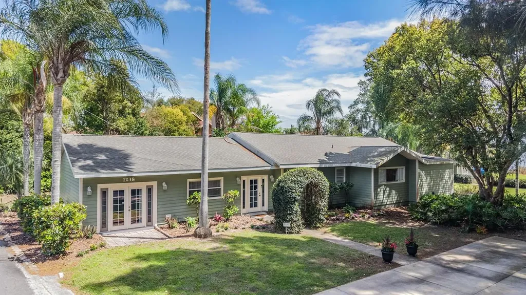 1238 S Highland Park Drive Lake Wales FL 33898