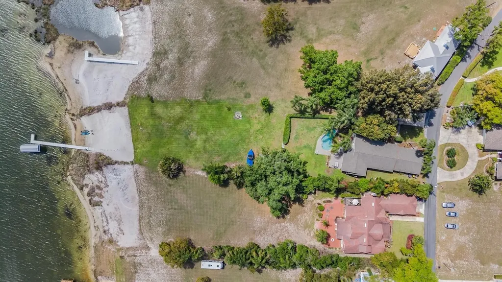 1238 S Highland Park Drive Lake Wales FL 33898