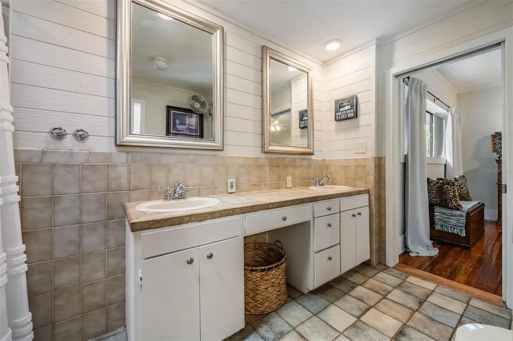 1238 S Highland Park Drive Lake Wales FL 33898