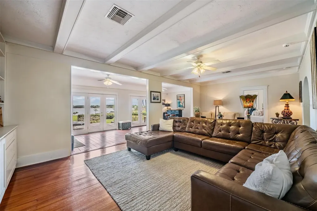 1238 S Highland Park Drive Lake Wales FL 33898