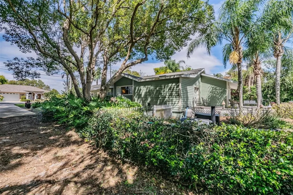 1238 S Highland Park Drive Lake Wales FL 33898