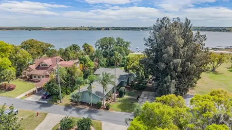 1238 S Highland Park Drive Lake Wales FL 33898