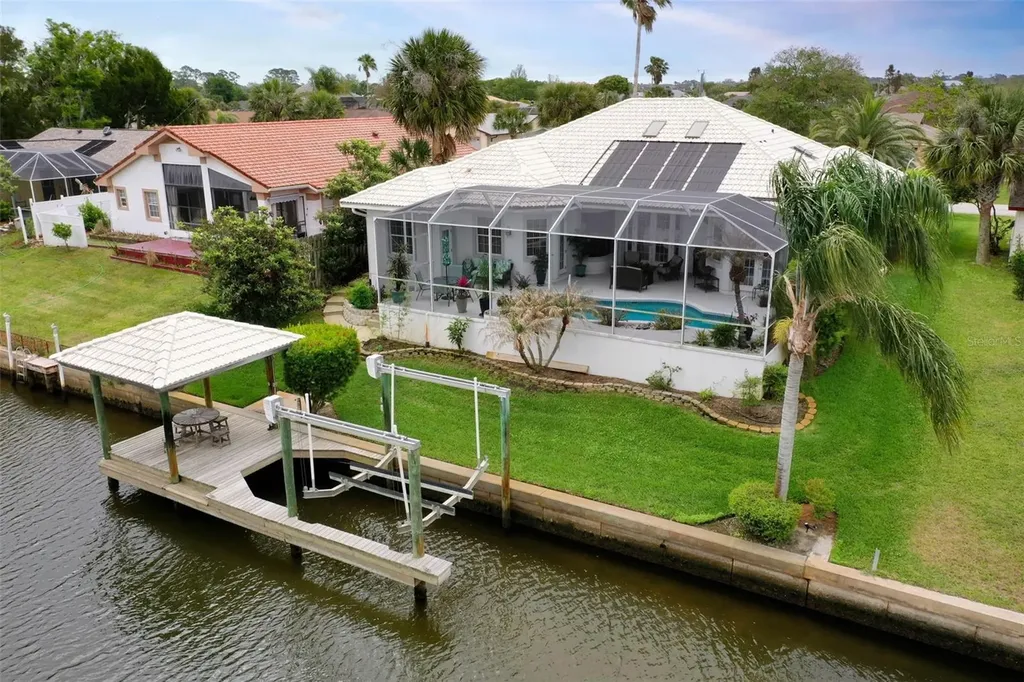 9 Coconut Court Palm Coast FL 32137