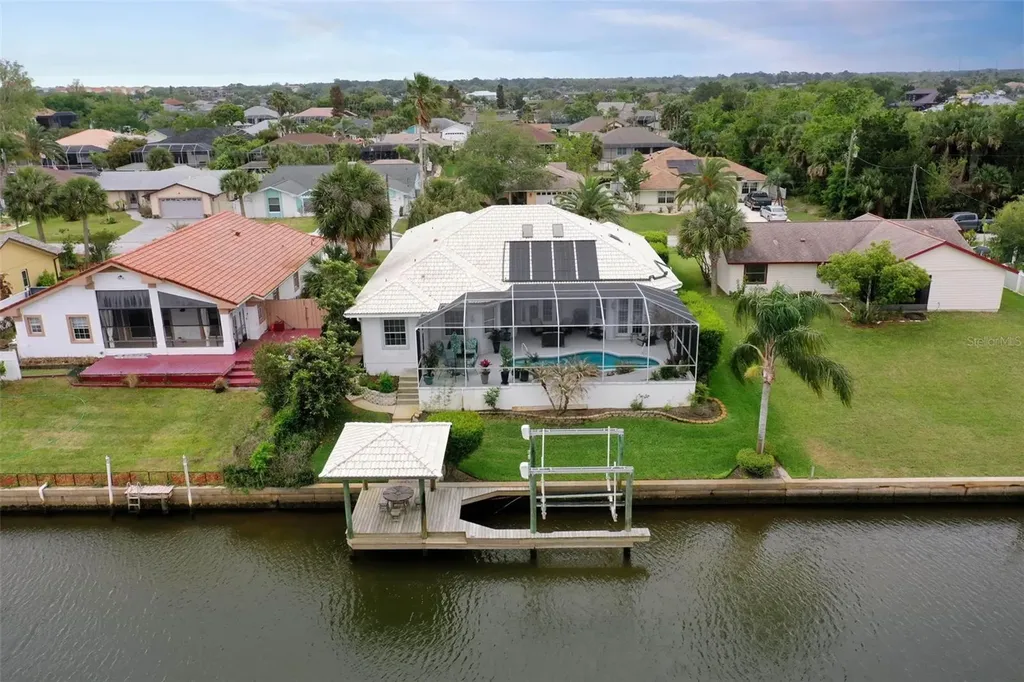 9 Coconut Court Palm Coast FL 32137
