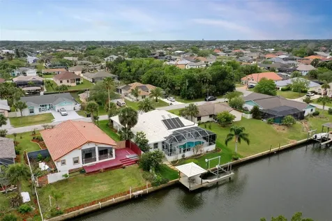 9 Coconut Court Palm Coast FL 32137
