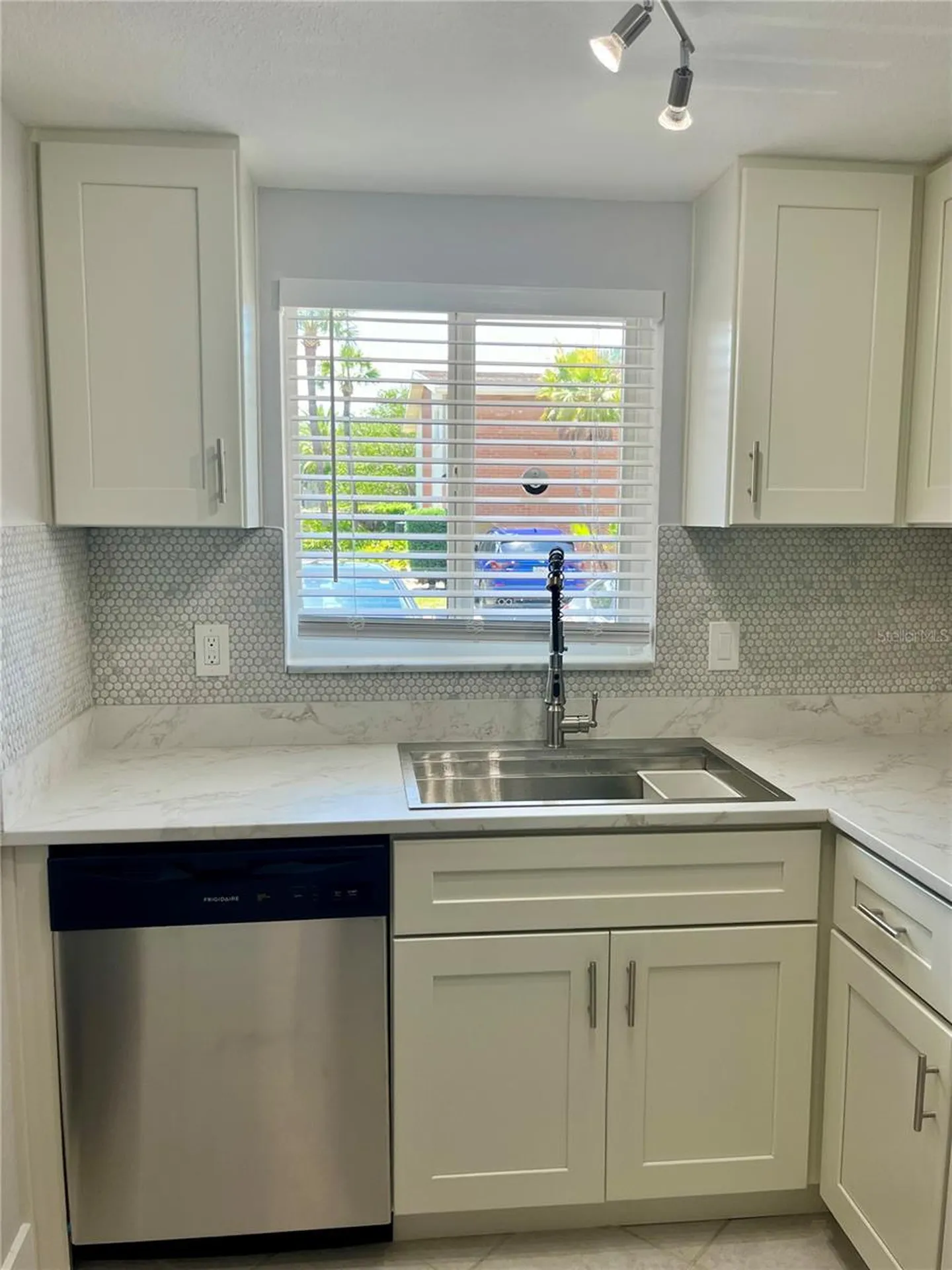 4550 Overlook Drive NE St Petersburg FL 33703