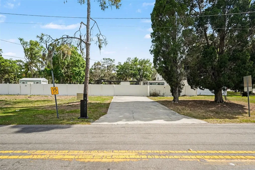3101 S Kings Avenue Brandon FL 33511