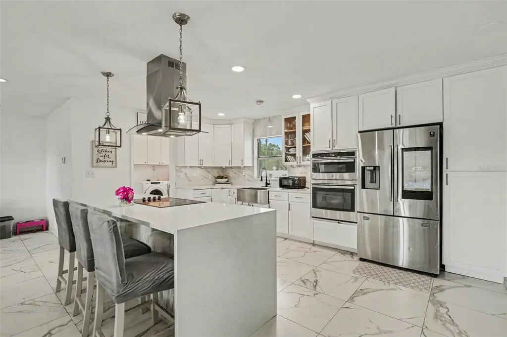 3101 S Kings Avenue Brandon FL 33511