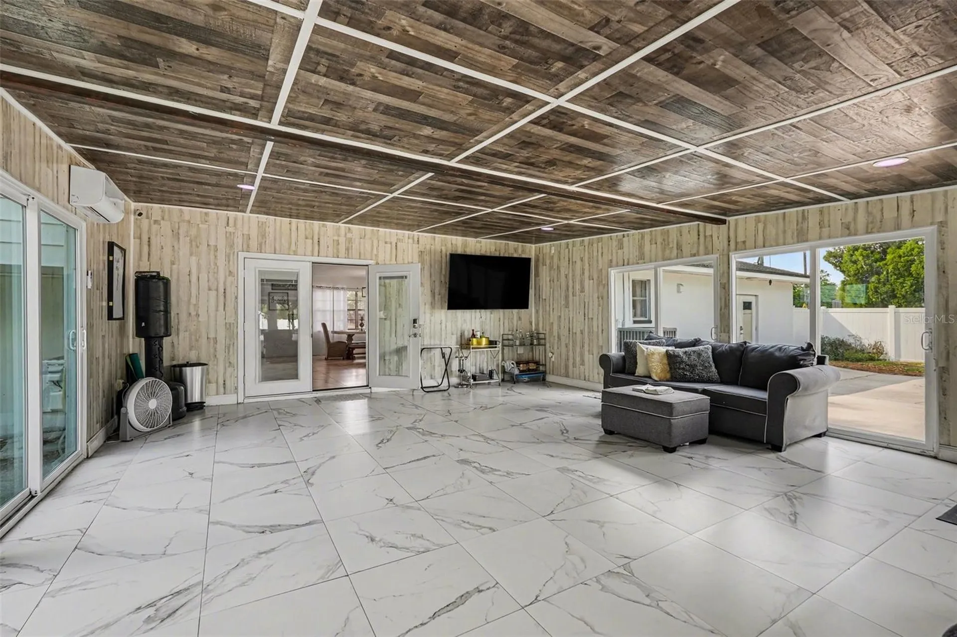 3101 S Kings Avenue Brandon FL 33511