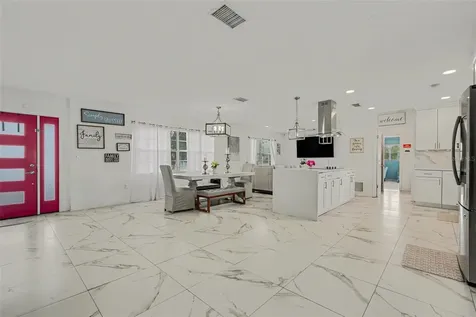 3101 S Kings Avenue Brandon FL 33511