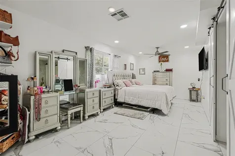 3101 S Kings Avenue Brandon FL 33511