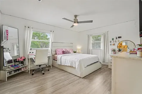 3101 S Kings Avenue Brandon FL 33511