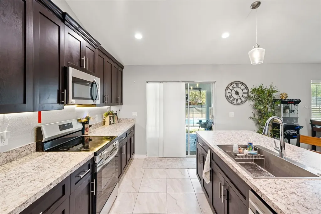 12015 Phoenix Avenue Weeki Wachee FL 34614